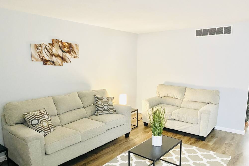 Photo of Livingroom in Springfield