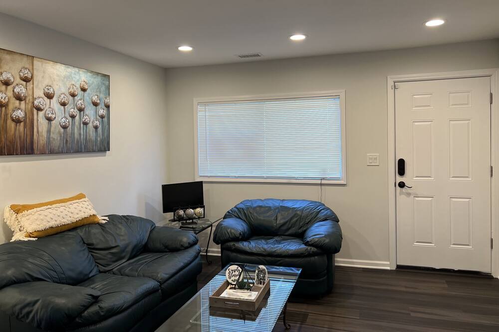 Photo of Bedroom in Romeoville