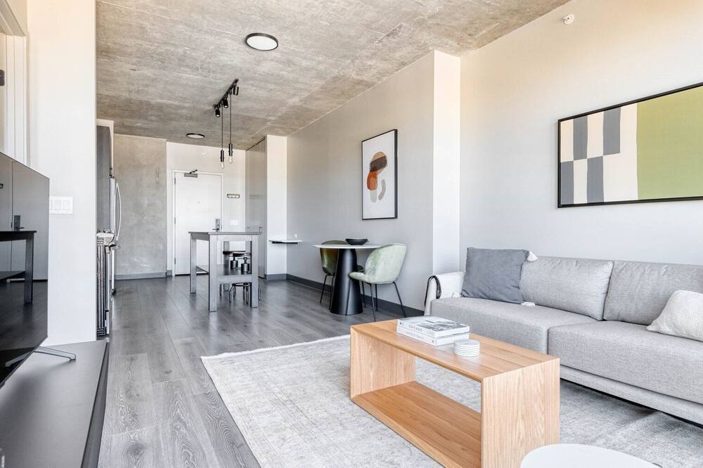 Photo of Livingroom in Near West Side