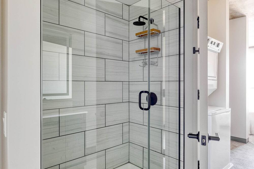 Photo of Bathroom in Near West Side