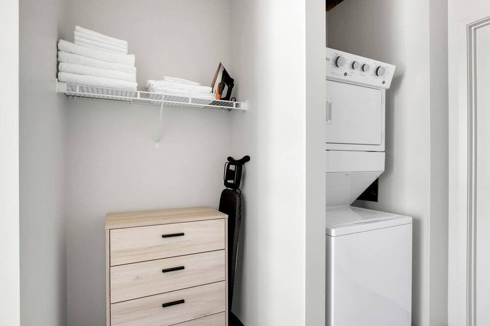 Photo of Bedroom in Near West Side