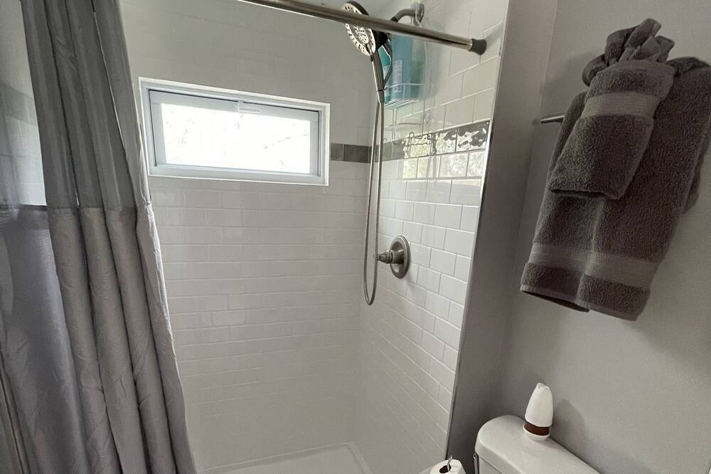 Photo of Bathroom in Fox Lake