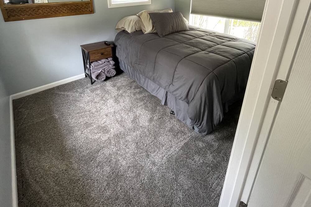 Photo of Bedroom in Fox Lake
