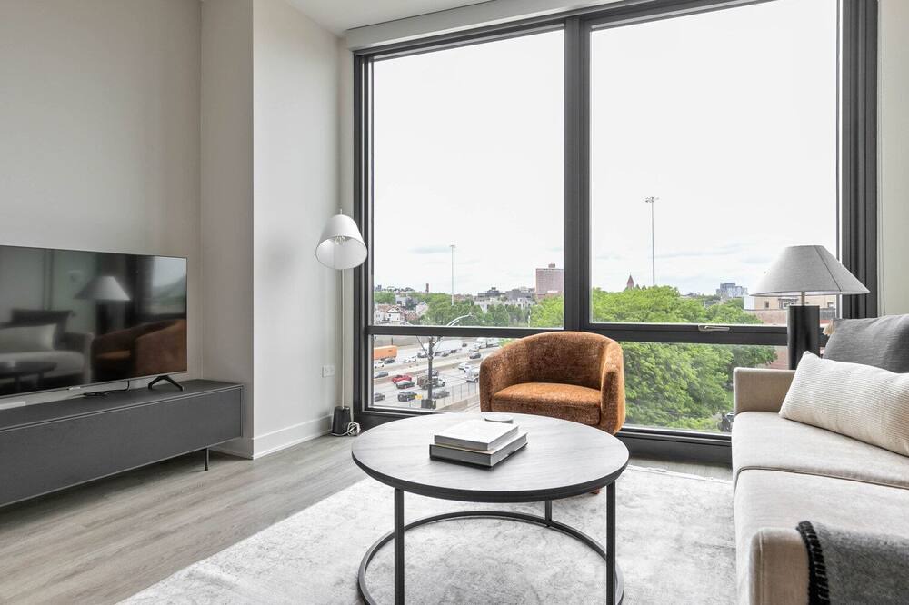 Photo of Livingroom in River West