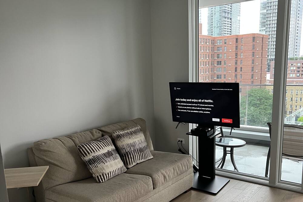 Photo of Livingroom in Rush and Division