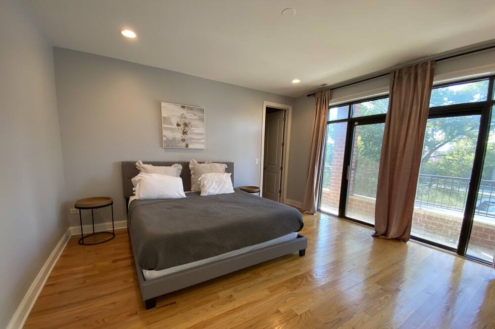 Photo of Bedroom in Grand Boulevard