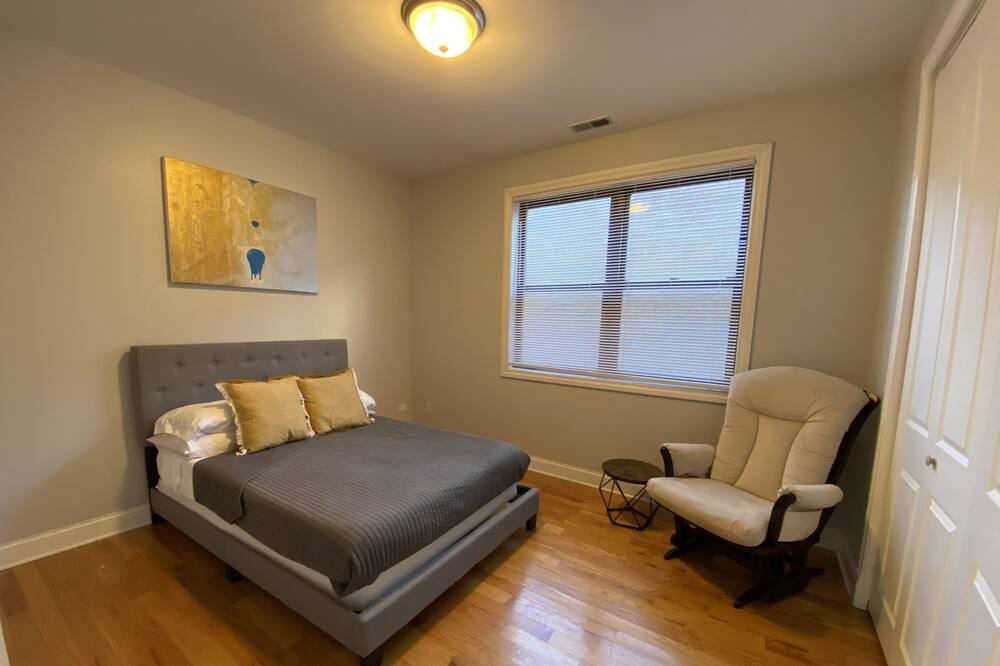 Photo of Bedroom in Grand Boulevard