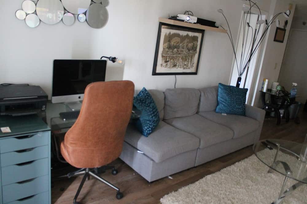 Photo of Livingroom in Lombard