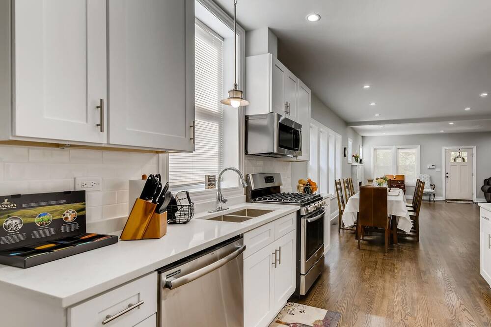 Photo of Kitchen in Roseland
