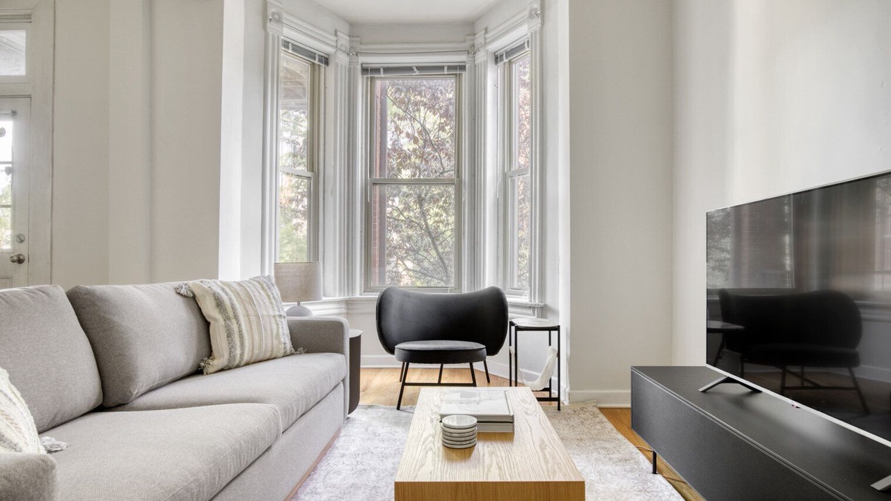 Photo of Livingroom in Park West