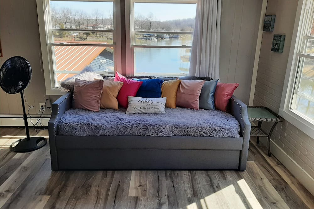 Photo of Livingroom in Marion