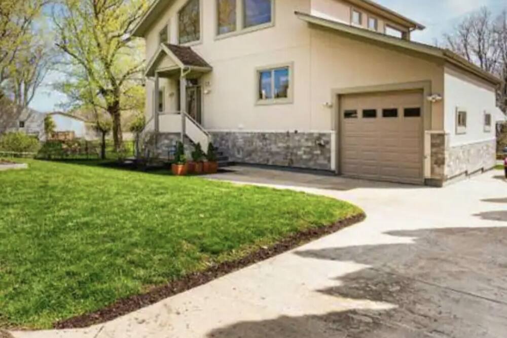 Photo of Outdoor in Pistakee Highlands