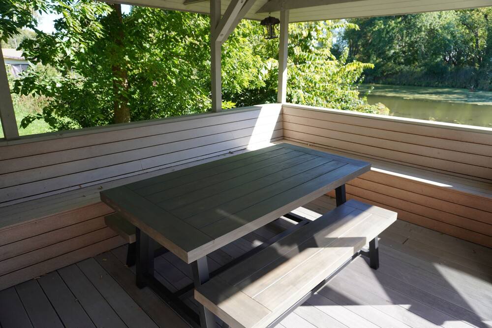 Photo of Patio Balcony in Pistakee Highlands