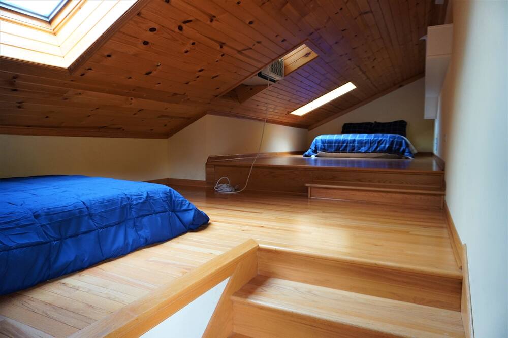 Photo of Bedroom in Pistakee Highlands