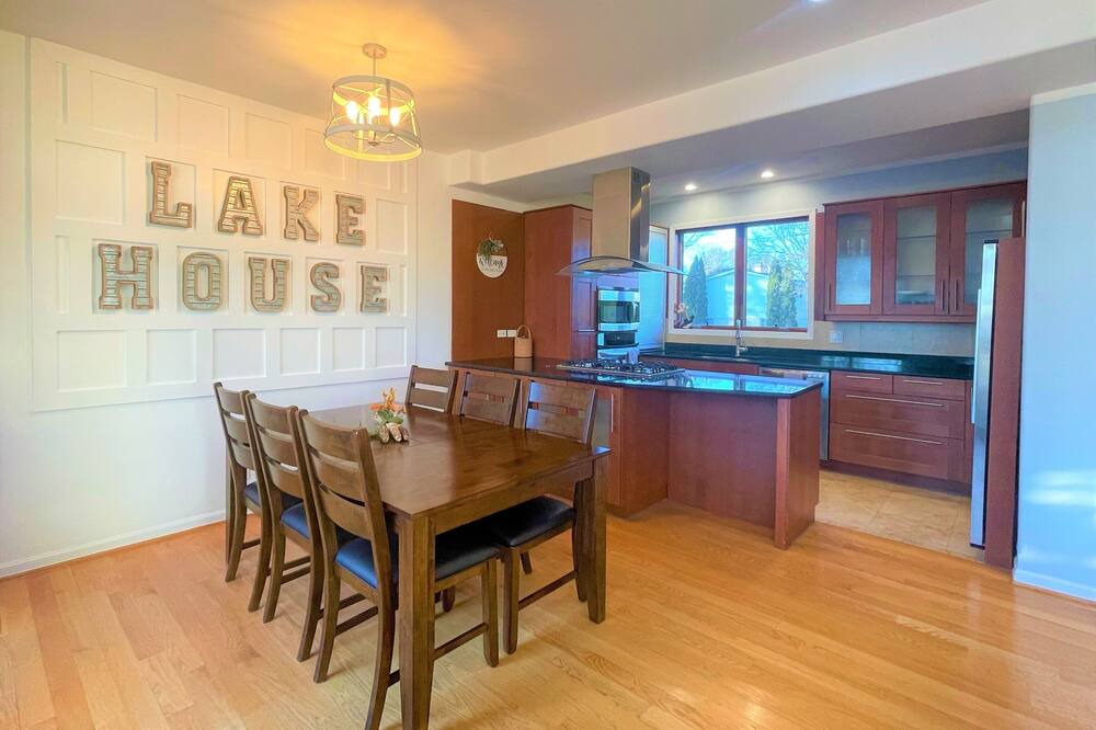 Photo of Kitchen in Pistakee Highlands