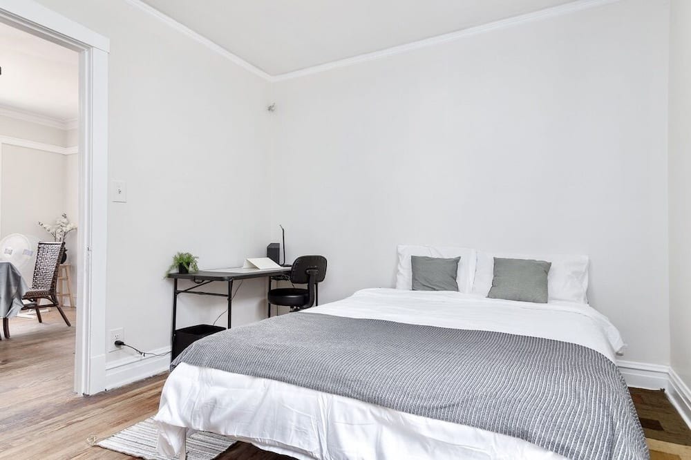 Photo of Bedroom in Cragin