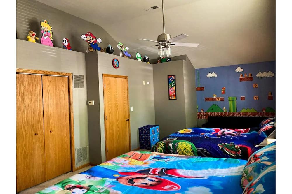 Photo of Bedroom in Garfield Ridge