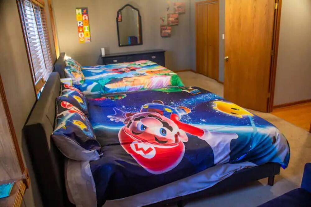 Photo of Bedroom in Garfield Ridge