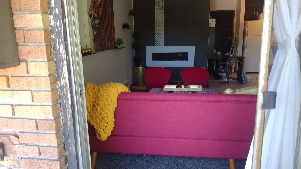 Photo of Livingroom in Lansing