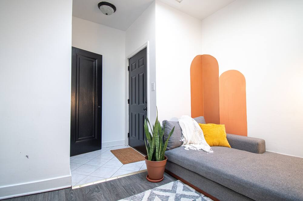 Photo of Bedroom in North Chicago