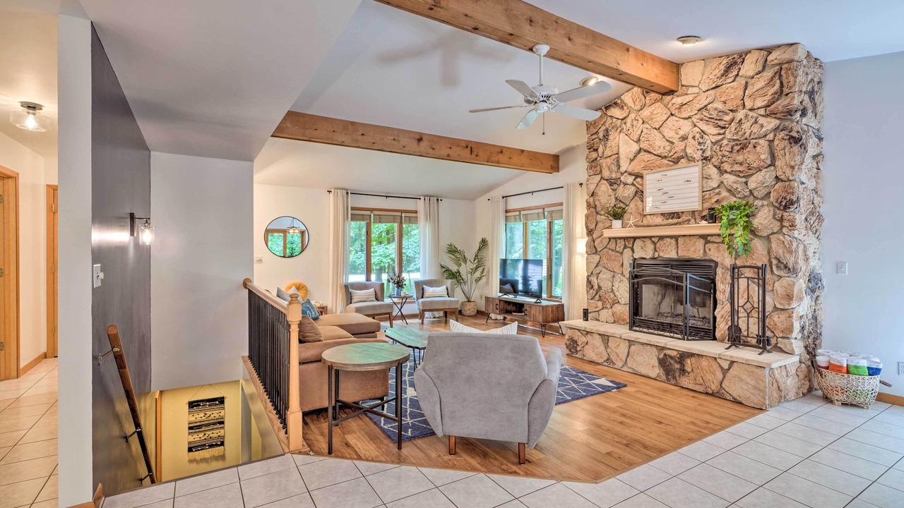 Photo of Livingroom in Putnam