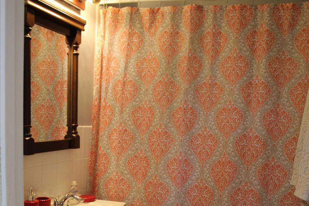 Photo of Bathroom in Morgan Park