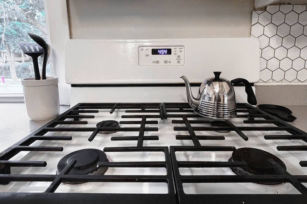 Photo of Kitchen in Forest Park
