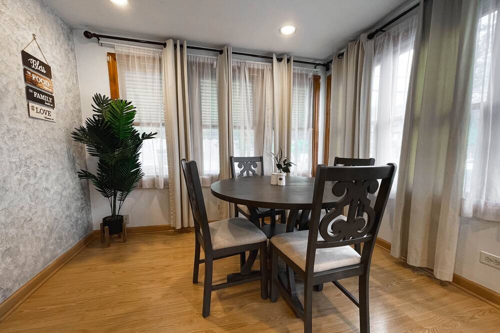 Photo of Kitchen in Forest Park
