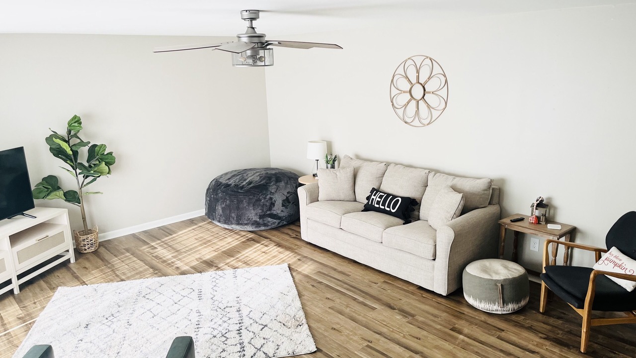 Photo of Livingroom in Carmi