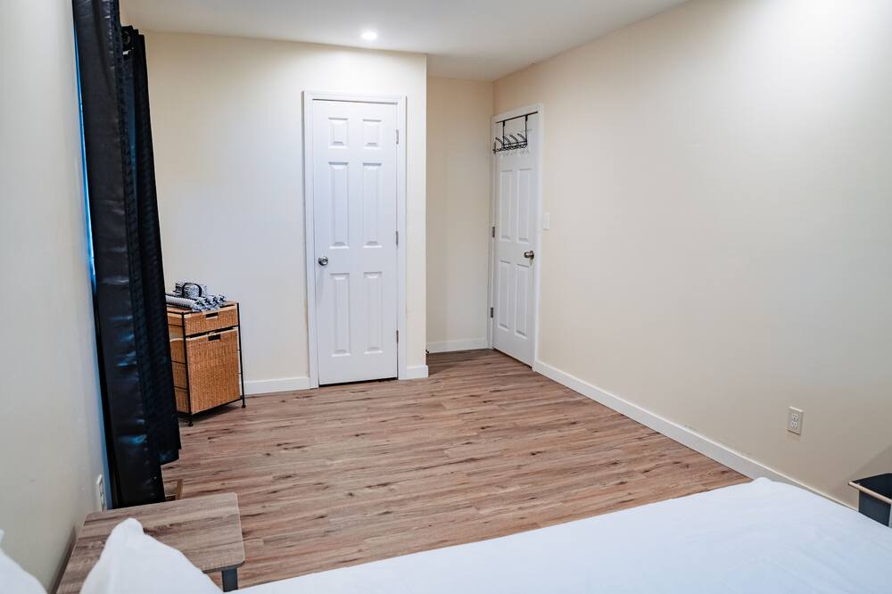Photo of Bedroom in Zion