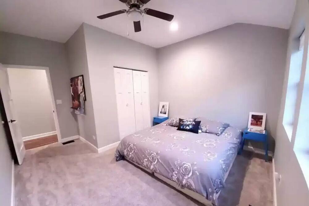 Photo of Bedroom in Fox Valley