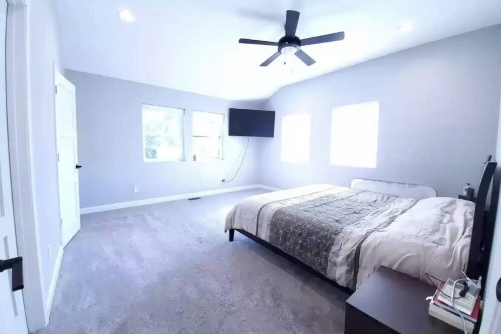 Photo of Bedroom in Fox Valley