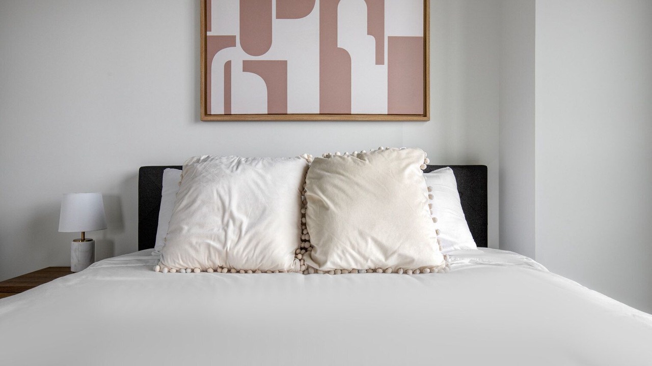 Photo of Bedroom in Near West Side