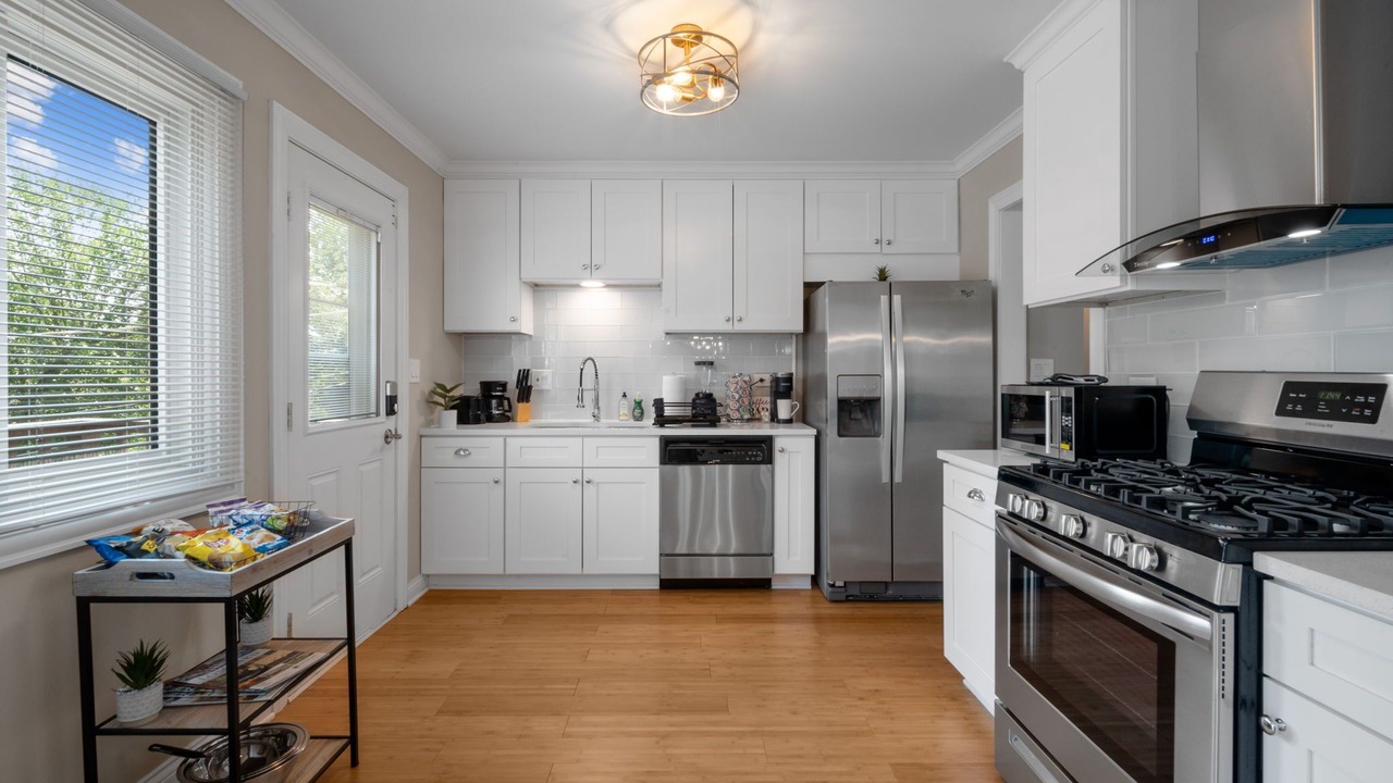 Photo of Kitchen in Lombard