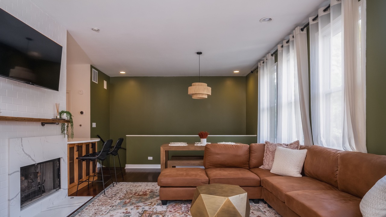 Photo of Livingroom in Bucktown