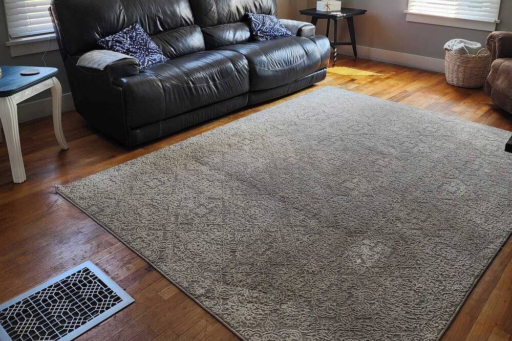 Photo of Livingroom in Geneseo