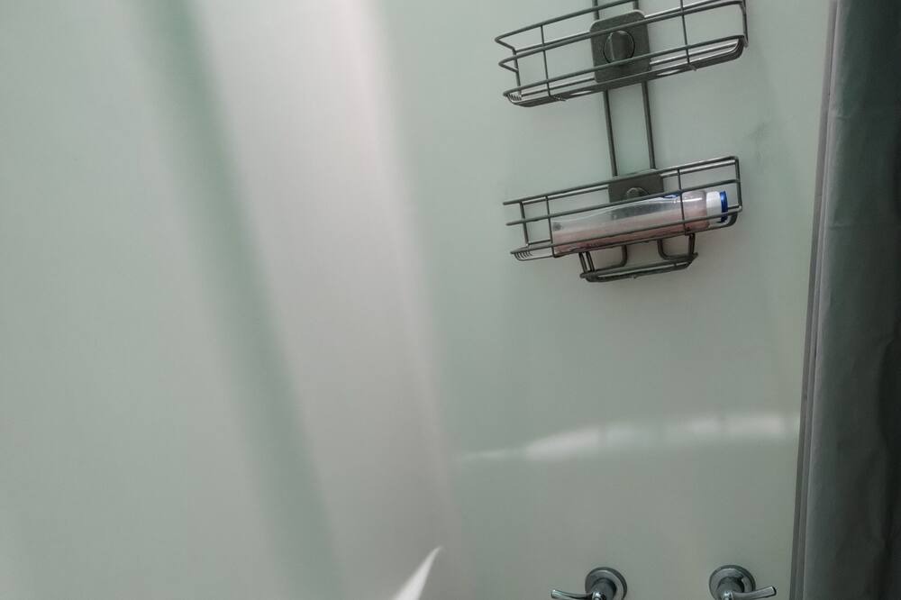 Photo of Bathroom in Galesburg