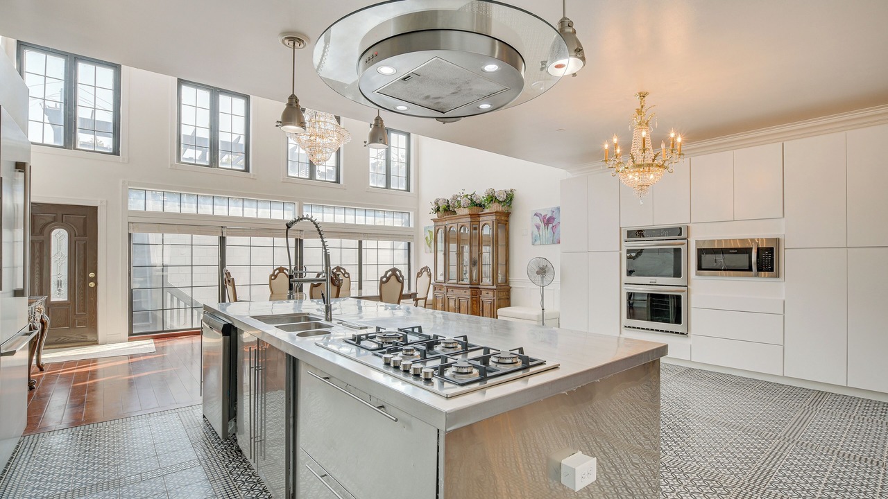 Photo of Kitchen in West Ridge