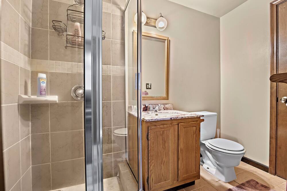 Photo of Bathroom in Elgin