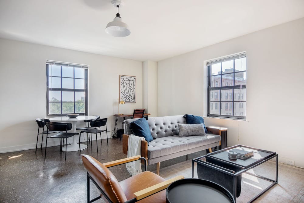 Photo of Livingroom in Uptown