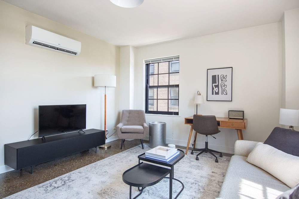 Photo of Livingroom in Uptown