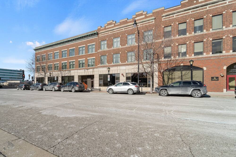 Photo of Outdoor in Downtown Springfield