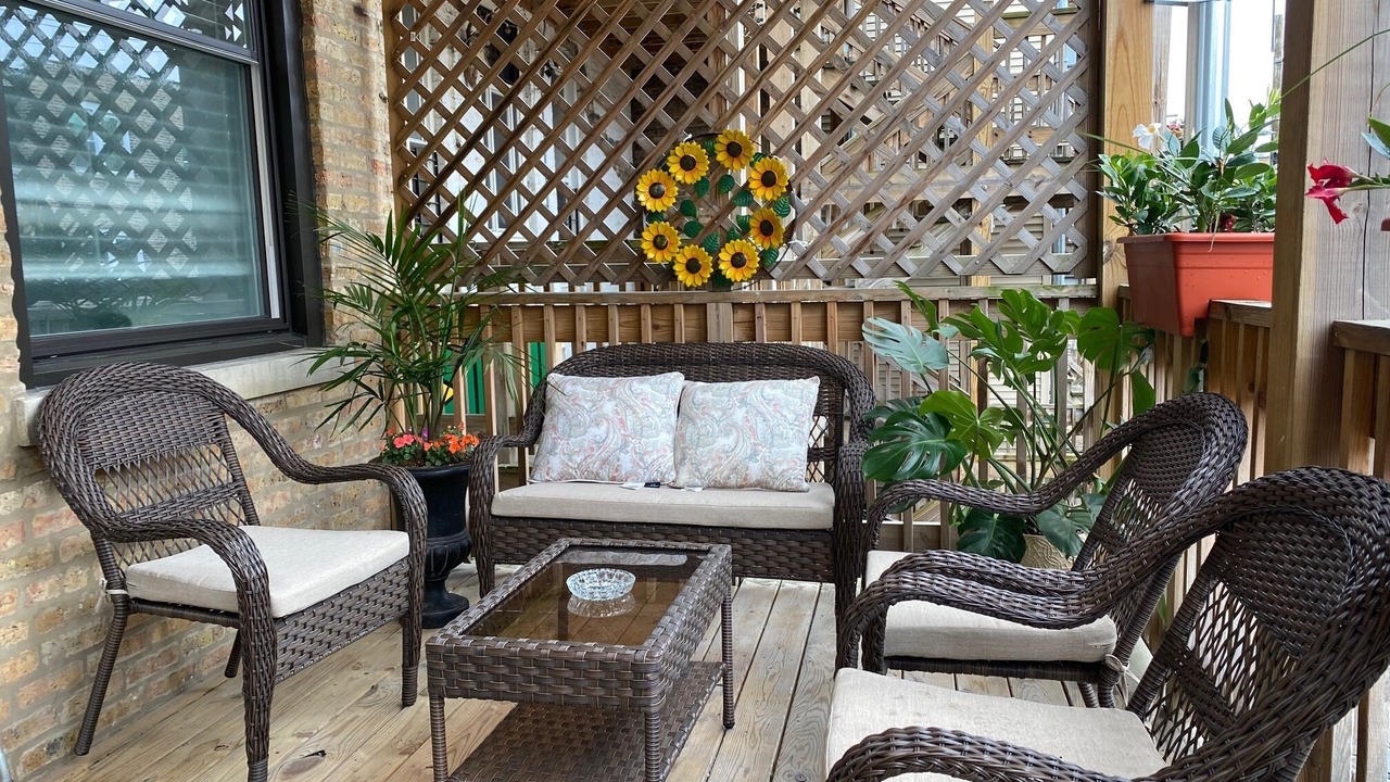 Photo of Patio Balcony in Lakeview