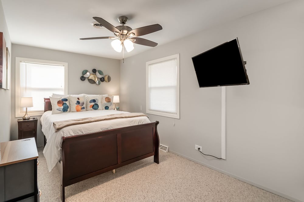 Photo of Bedroom in Orland Park