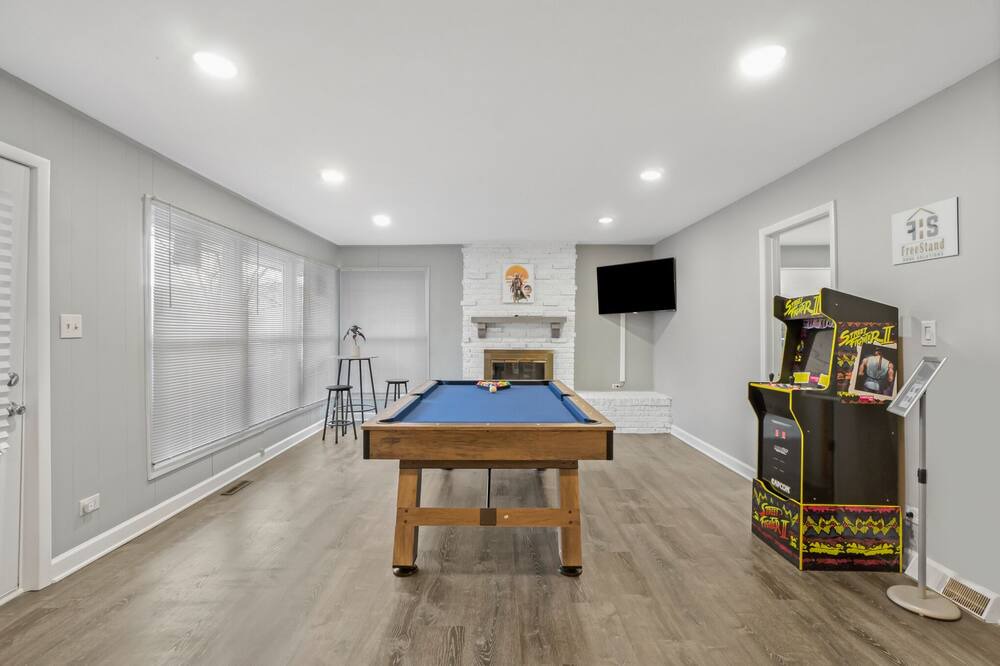 Photo of Bedroom in Elk Grove Village
