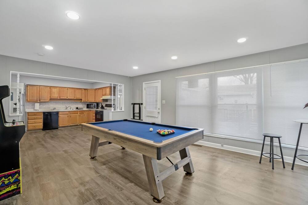 Photo of Bedroom in Elk Grove Village