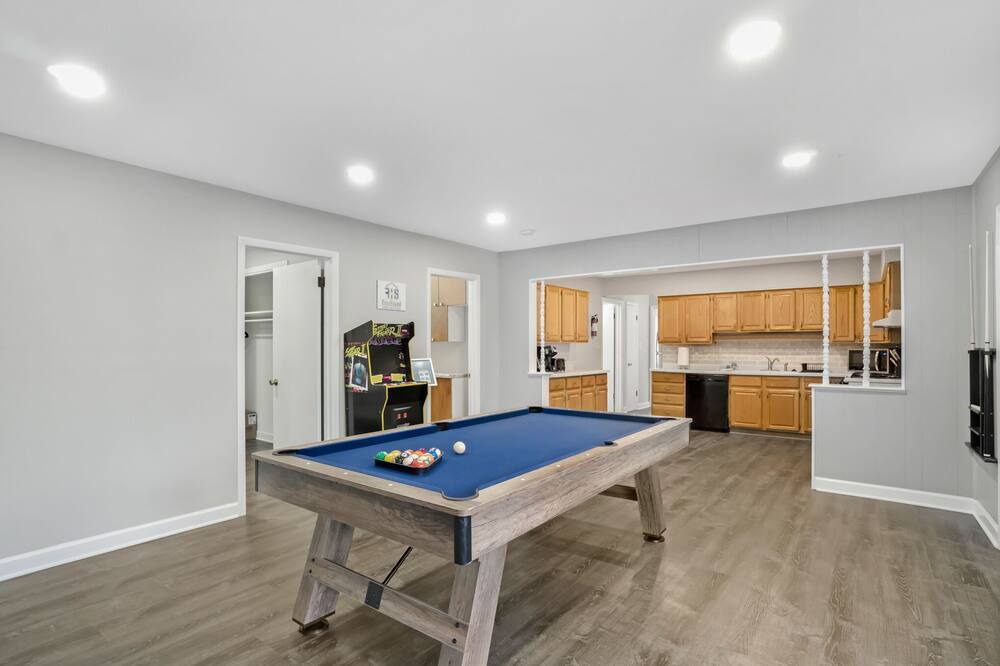 Photo of Bedroom in Elk Grove Village