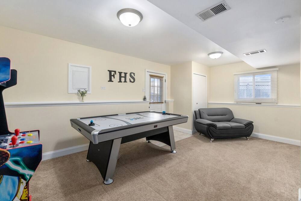 Photo of Bedroom in Roselle