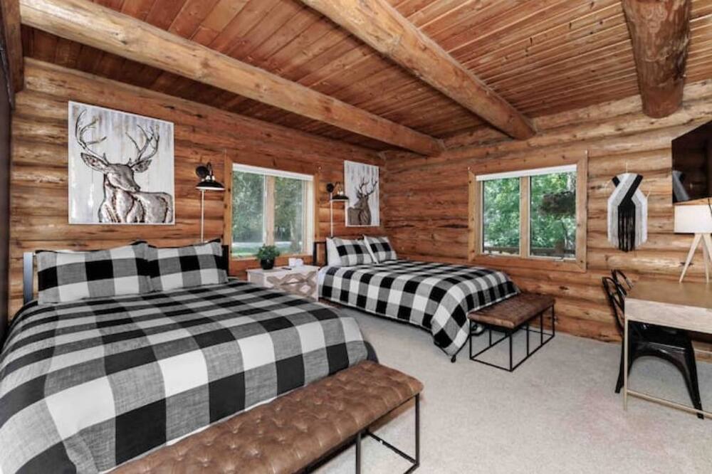 Photo of Bedroom in Lawndale