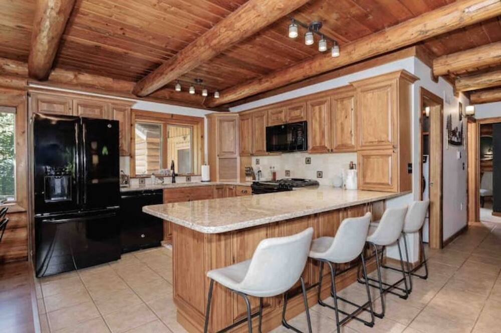 Photo of Kitchen in Lawndale